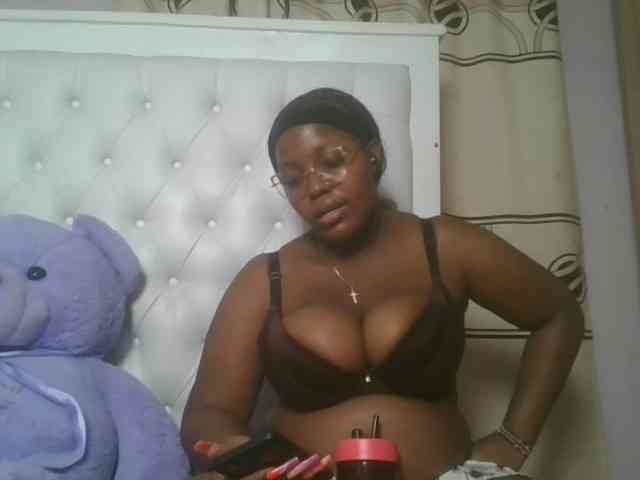 CuteTinkerbella webcam