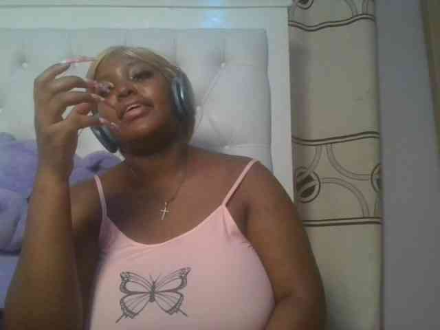 CuteTinkerbella webcam