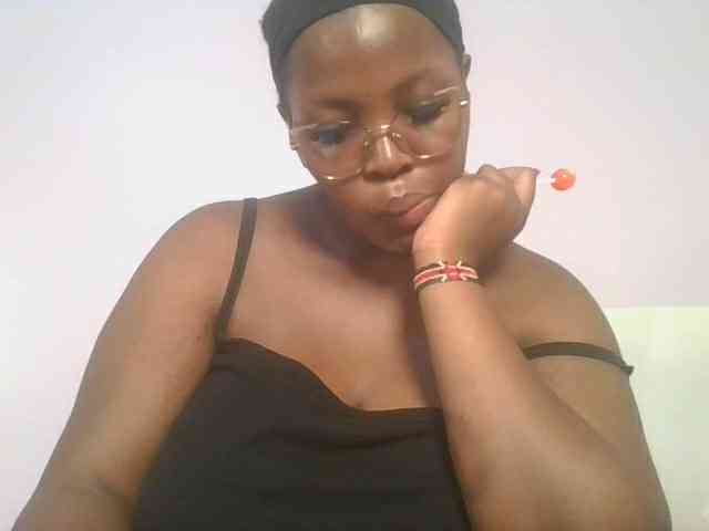 CuteTinkerbella webcam