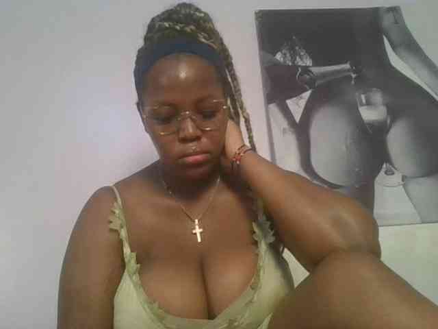 CuteTinkerbella webcam