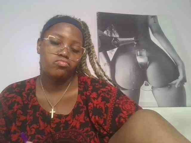 CuteTinkerbella webcam