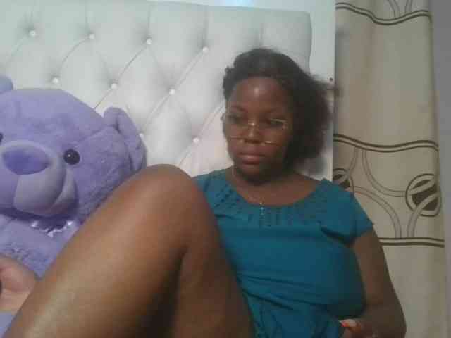 CuteTinkerbella webcam