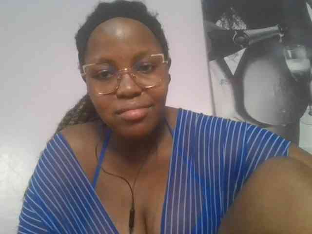 CuteTinkerbella webcam