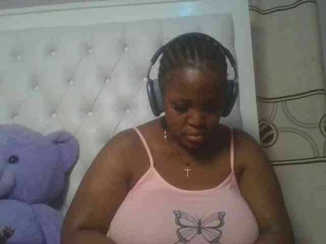 CuteTinkerbella webcam