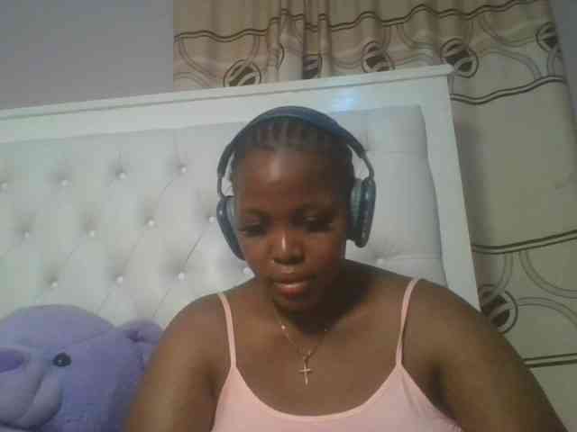 CuteTinkerbella webcam