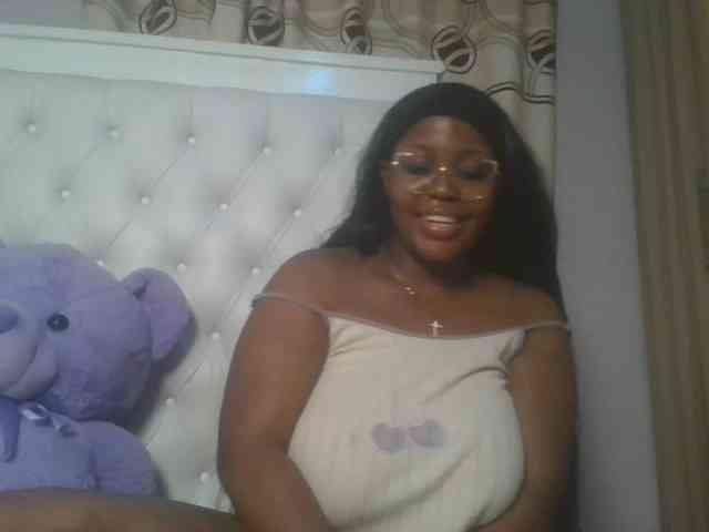 CuteTinkerbella webcam