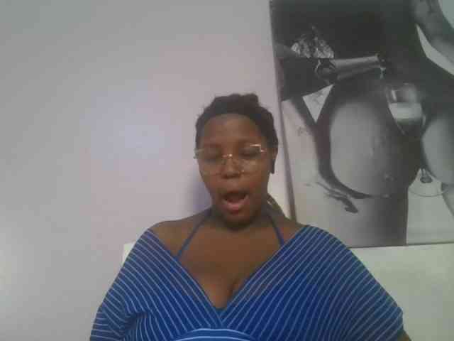 CuteTinkerbella webcam