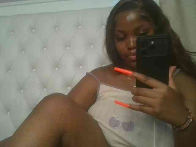 CuteTinkerbella webcam