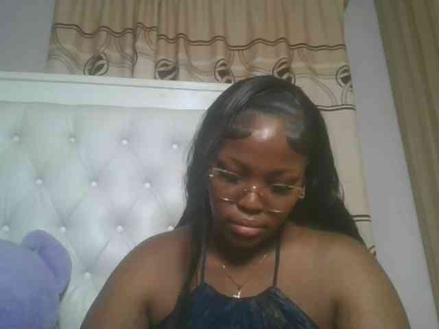 CuteTinkerbella webcam