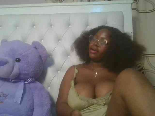 CuteTinkerbella webcam