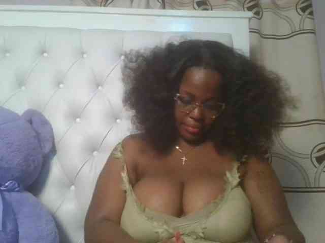 CuteTinkerbella webcam