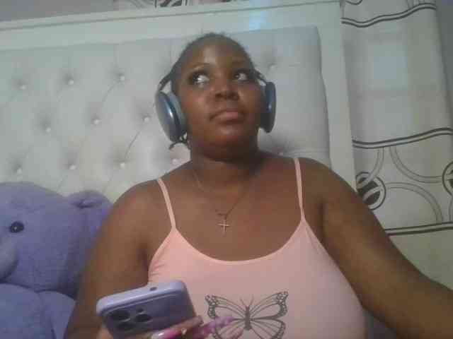 CuteTinkerbella webcam