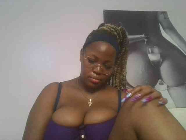 CuteTinkerbella webcam