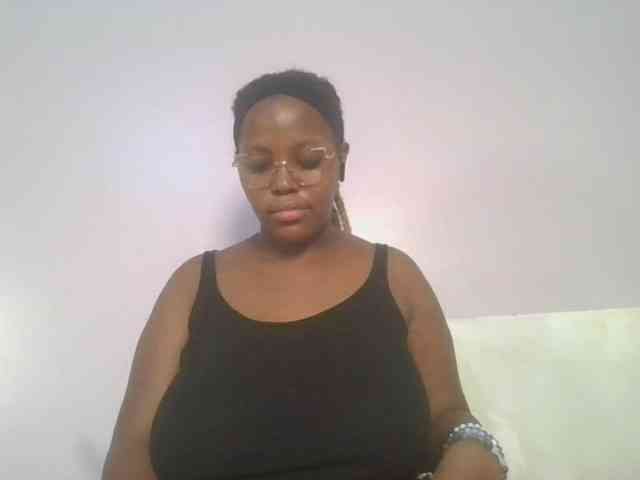 CuteTinkerbella webcam