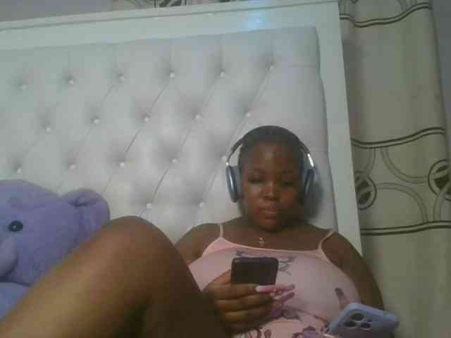 CuteTinkerbella webcam