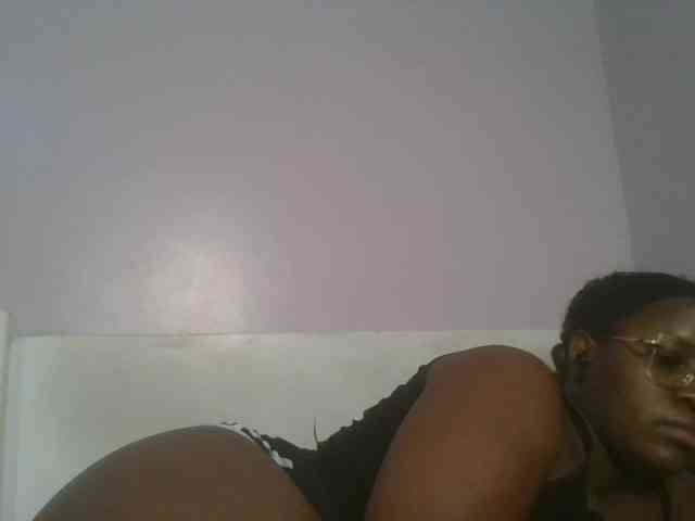 CuteTinkerbella webcam