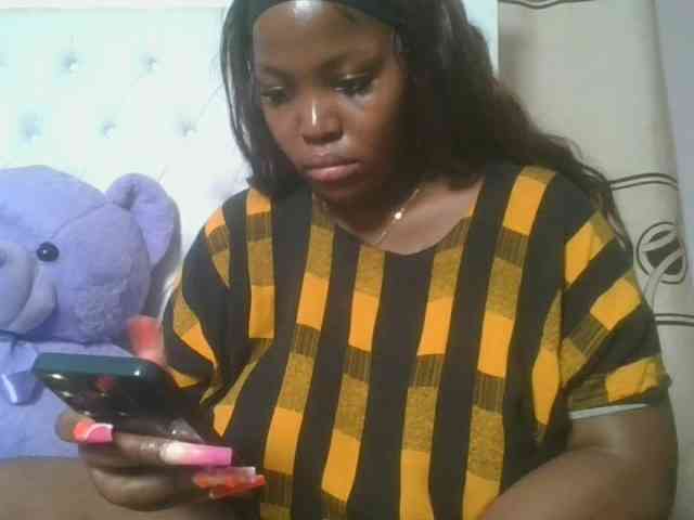 CuteTinkerbella webcam