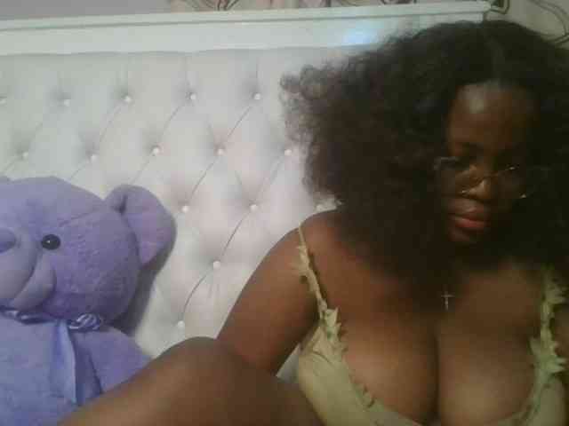 CuteTinkerbella webcam