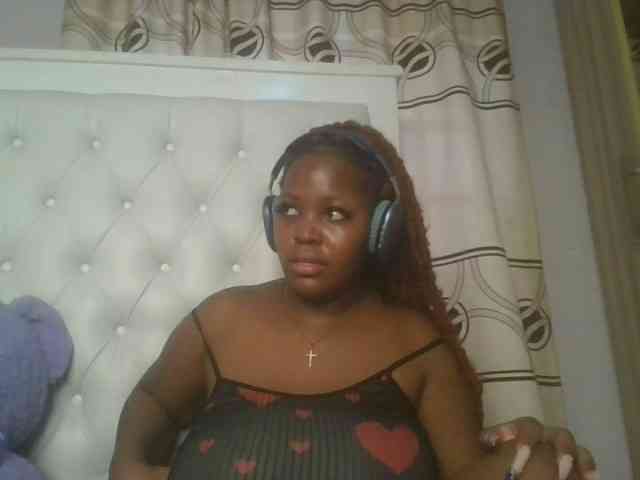 CuteTinkerbella webcam