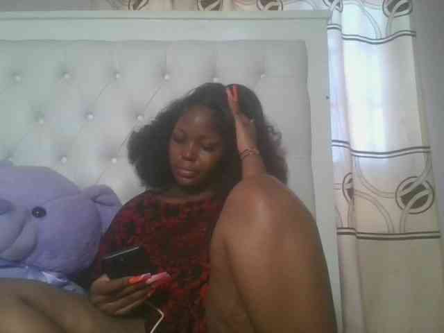 CuteTinkerbella webcam