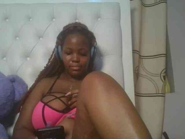 CuteTinkerbella webcam