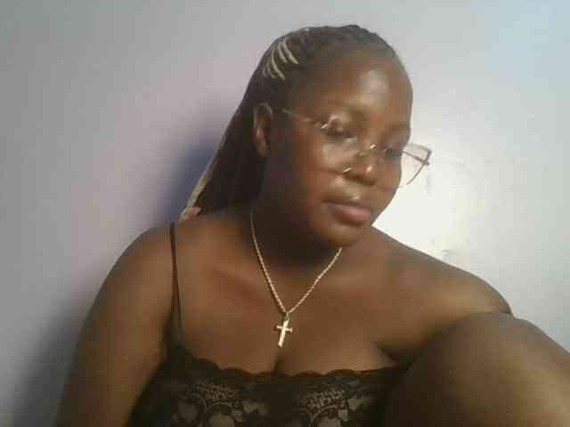 CuteTinkerbella webcam