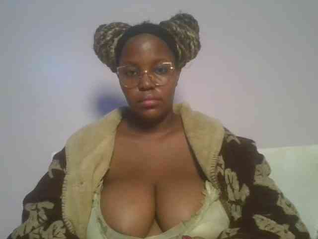 CuteTinkerbella webcam