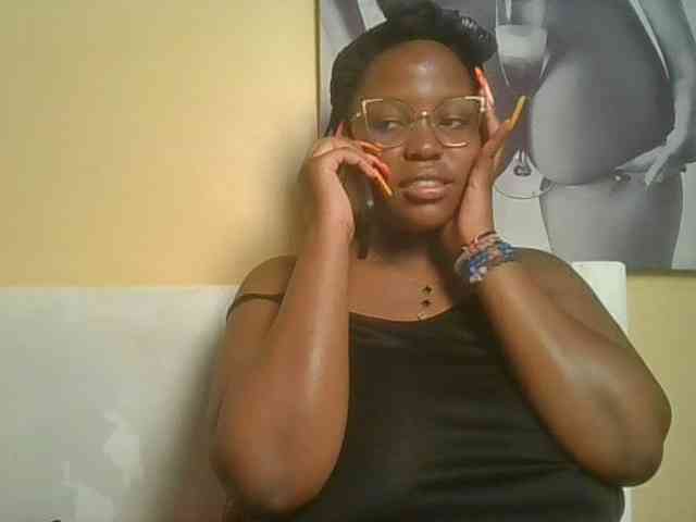 CuteTinkerbella webcam