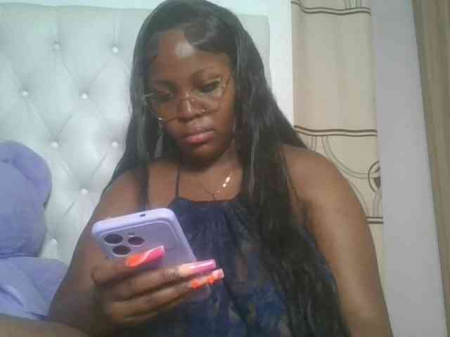 CuteTinkerbella webcam