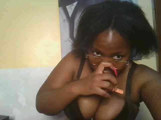 CuteTinkerbella webcam