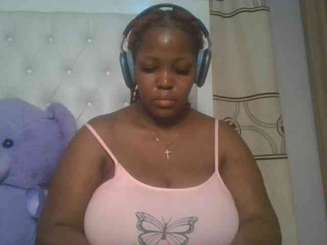 CuteTinkerbella webcam