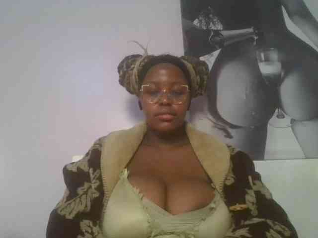 CuteTinkerbella webcam