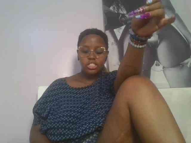 CuteTinkerbella webcam