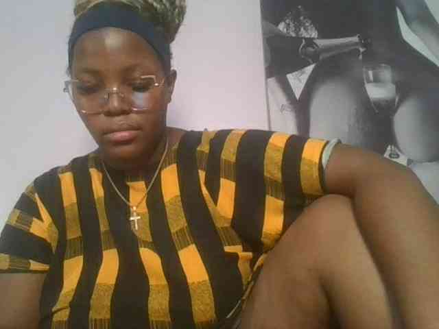 CuteTinkerbella webcam