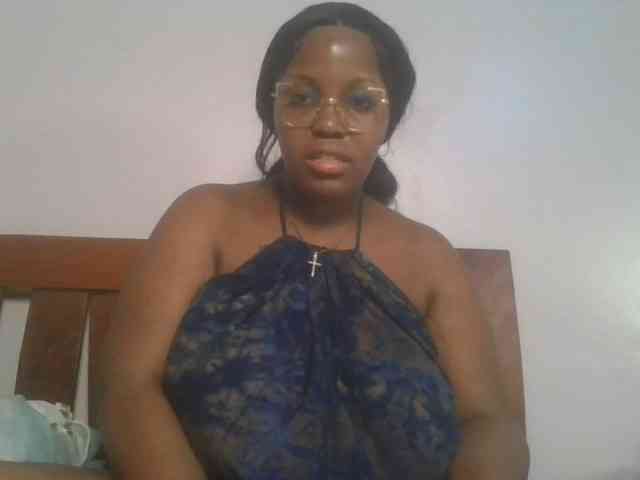 CuteTinkerbella webcam