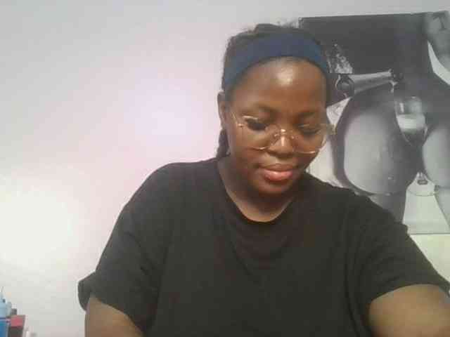 CuteTinkerbella webcam