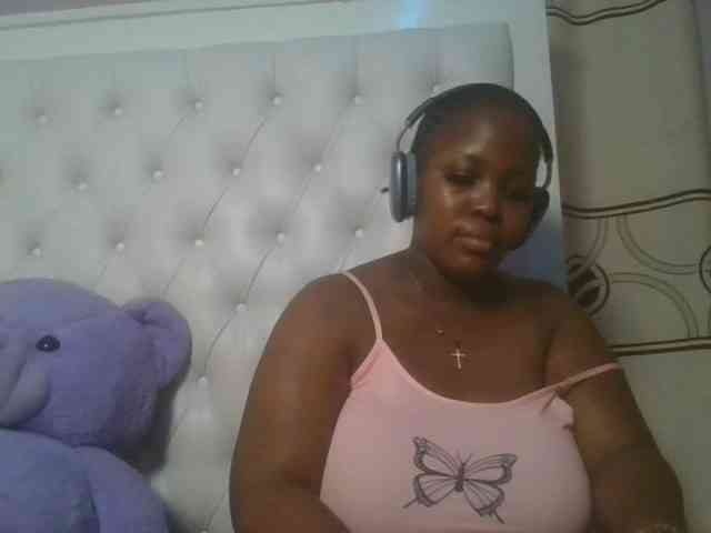 CuteTinkerbella webcam