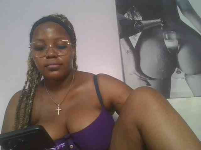 CuteTinkerbella webcam