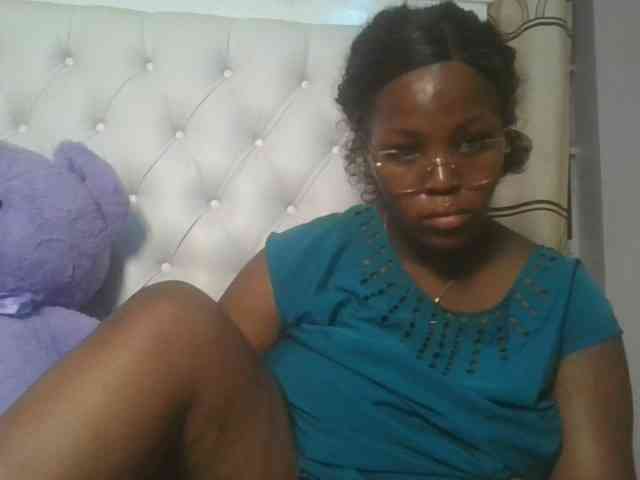 CuteTinkerbella webcam