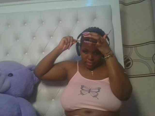 CuteTinkerbella webcam