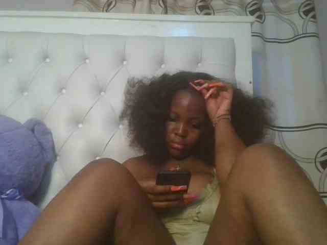 CuteTinkerbella webcam