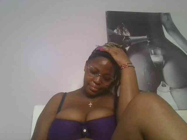 CuteTinkerbella webcam