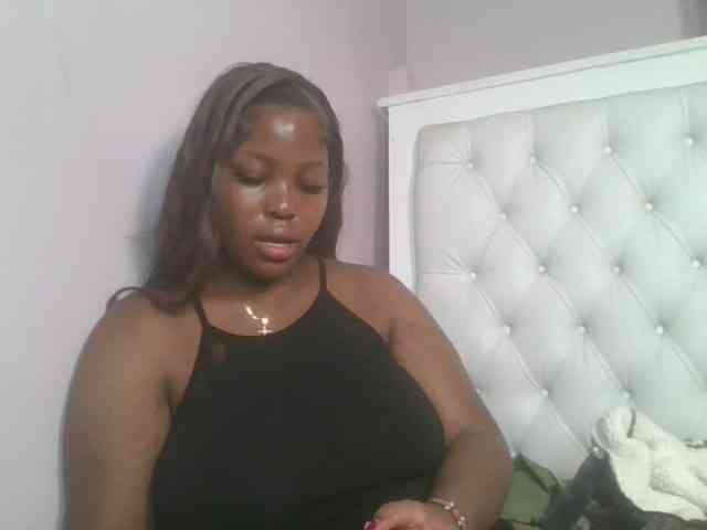 CuteTinkerbella webcam