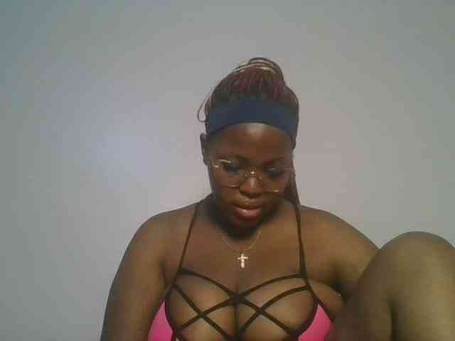 CuteTinkerbella webcam