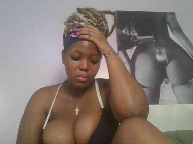 CuteTinkerbella webcam