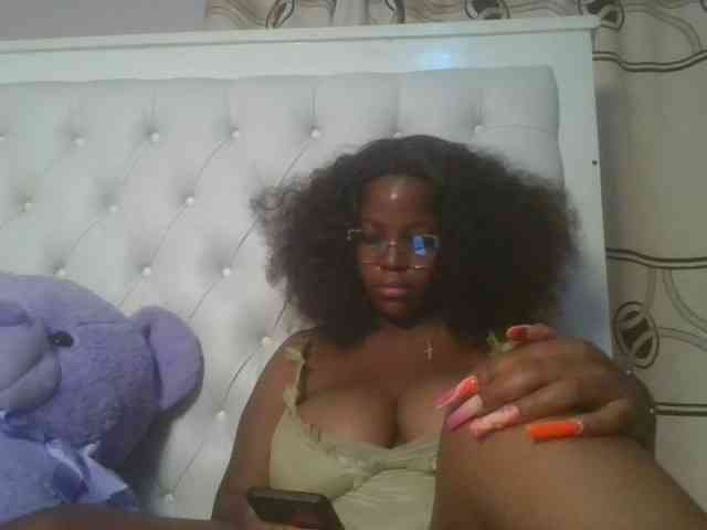 CuteTinkerbella webcam