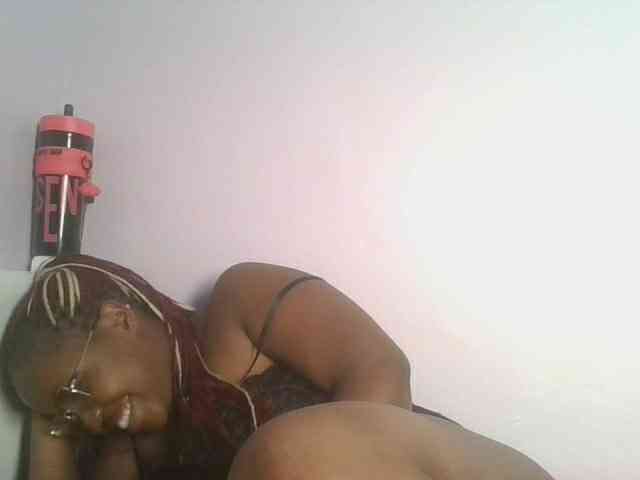 CuteTinkerbella webcam