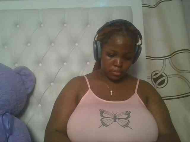 CuteTinkerbella webcam