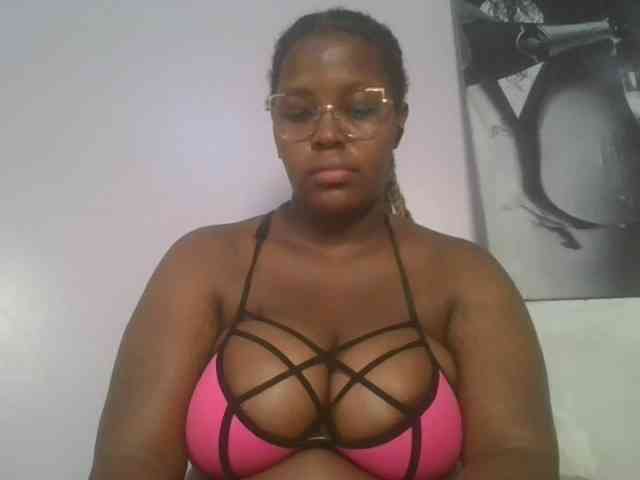 CuteTinkerbella webcam