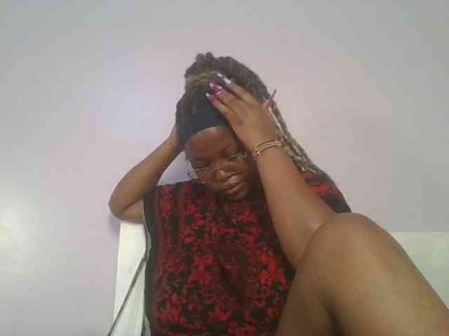 CuteTinkerbella webcam